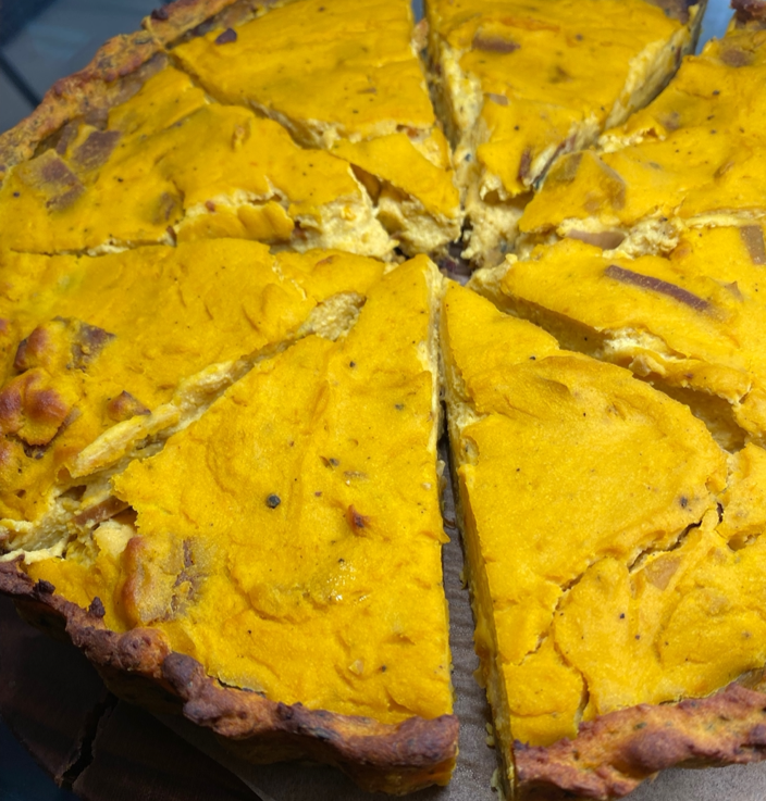 PBCafe rustic roast pumpkin & let them eat vegan NOT bacon pie in a roast potato & spinach crust